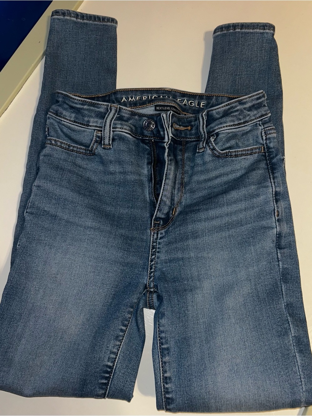 American Eagle Outfitters Medium Wash High-Rise Skinny Jeans